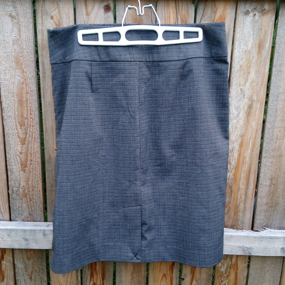 212 Collection Patterned Lined Skirt - image 5